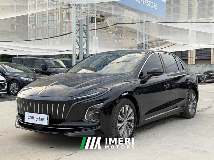 FAW Hongqi E-QM5 500km Travel Edition
