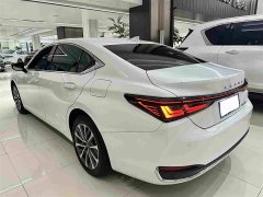 Lexus ES 200 Premium Edition - ფოტო 20