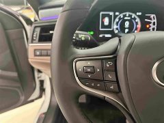 Lexus ES 200 Premium Edition - ფოტო 9