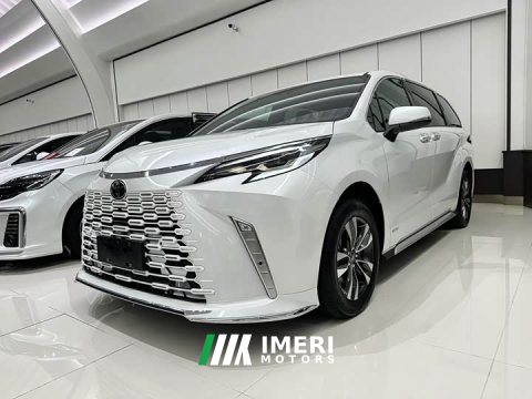 2026 Toyota Gravia 2.5L Hybrid Luxury - car from China