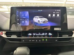 Toyota Gravia 2.5L Hybrid Luxury - photo 10