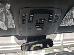 Toyota Gravia 2.5L Hybrid Luxury - photo 11