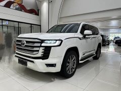 Toyota Land Cruiser (Imported) 3.5T Middle East Edition - фото 1