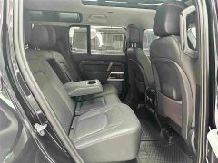 Land Rover Defender Facelift 110 3.0T P400 Dark Edition - ფოტო 14