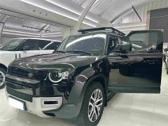 Land Rover Defender Facelift 110 3.0T P400 Dark Edition - ფოტო 5