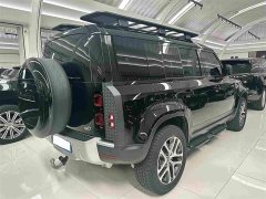 Land Rover Defender 110 3.0T P400 Dark Edition - photo 20