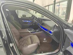 BMW 7 Series 740Li Premier Luxury Package - фото 17