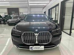 BMW 7 Series 740Li Premier Luxury Package - фото 2