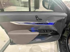 BMW 7 Series 740Li Premier Luxury Package - фото 7