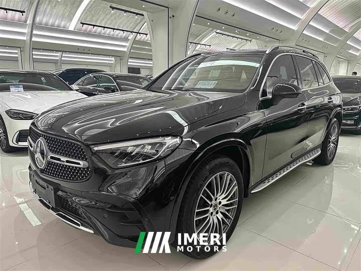 Mercedes-Benz GLC 300 L 4MATIC Dynamic 5-Seater