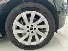 Land Rover Range Rover 3.0 L6 400PS Extended Wheelbase 7-Seater - фото 3