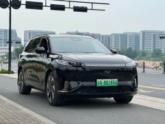 Dongfeng eπ 008 636 Ultra EV 5-Seat - ფოტო 3