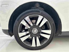 Rolls-Royce Cullinan Five-Seater - ფოტო 5
