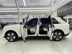 Rolls-Royce Cullinan Five-Seater - ფოტო 8