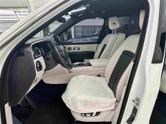 Rolls-Royce Cullinan Five-Seater - ფოტო 9