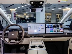 Li Auto Li Xiang MEGA Ultra - ფოტო 12