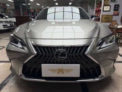 Lexus ES 300h Excellence Edition - ფოტო 2