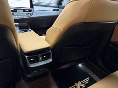Lexus ES 300h Excellence Edition - ფოტო 20