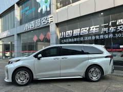 Toyota Gravia 2.5L Hybrid Comfort Edition - фото 3