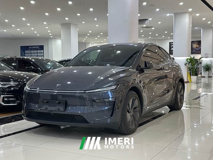 Tesla Model Y Rear-Wheel Drive - автомобиль из Китая