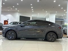 Tesla Model Y Rear-Wheel Drive - фото 3