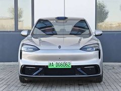 AITO M6 Pure Electric Max Long Range - ფოტო 2