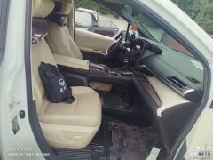 Toyota Sienna 2.5L Hybrid Premium Edition - photo 3