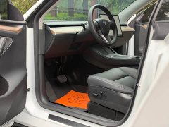 Tesla Model Y Long Range All-Wheel Drive - ფოტო 5