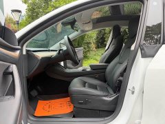 Tesla Model Y Long Range All-Wheel Drive - ფოტო 6