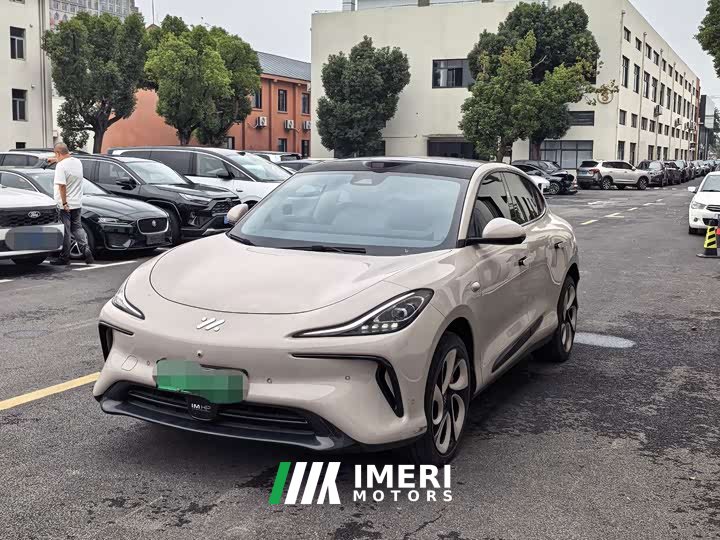 IM Motors Zhiji LS6 Max Standard Edition - car from China