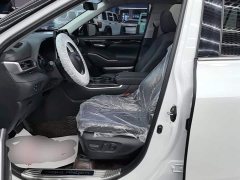Toyota Highlander 2.5L Intelligent Hybrid AWD Premium 7-Seater - photo 8