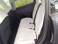 Tesla Model Y Rear-Wheel Drive - ფოტო 13