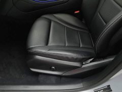 Mercedes-Benz EQC Facelift EQC 400 4MATIC - фото 20
