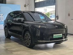 NIO ES8 Six-Seat Executive Signature Edition - ფოტო 3