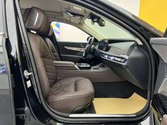 BMW 7 Series 740Li Premier Luxury Package - ფოტო 19
