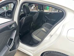 Ford Focus Hatchback EcoBoost 180 Automatic ST Line - ფოტო 15