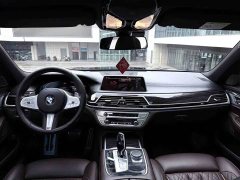 BMW 7 Series 740Li Premier M Sport Package - фото 5