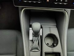 Toyota Camry 2.0L Base - ფოტო 13