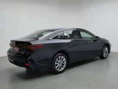 Toyota Camry 2.0L Base - ფოტო 2