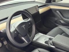 Tesla Model 3 Performance All-Wheel Drive - ფოტო 4