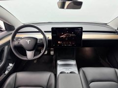 Tesla Model 3 Performance All-Wheel Drive - ფოტო 5