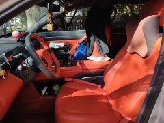 Dongfeng eπ008 210Max Extended Range 6-Seater - photo 11