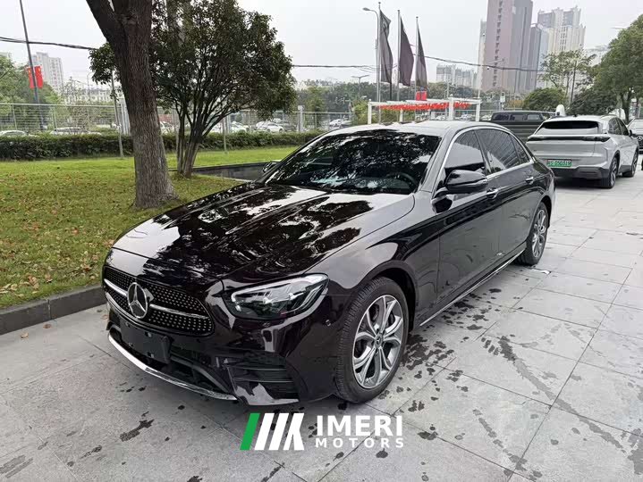 Mercedes-Benz E-Class Facelift E 300 L Sport Fashion Edition