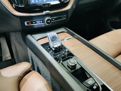 Volvo XC60 B5 AWD Smart Remote Luxury Edition - ფოტო 11