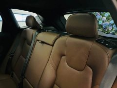 Volvo XC60 B5 AWD Smart Remote Luxury Edition - ფოტო 17