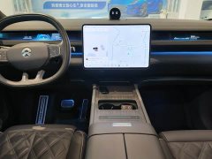 NIO ES8 Six-Seat Executive Signature Edition - photo 4