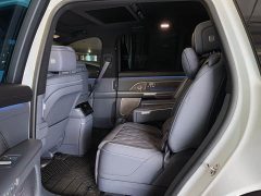 NIO ES8 Six-Seat Executive Signature Edition - photo 5