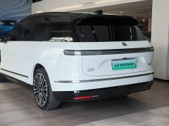 NIO ES8 Six-Seat Executive Signature Edition - photo 9