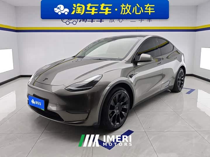 Tesla Model Y Standard Range RWD