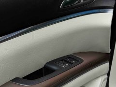 Buick GL8 Land Business Class Comfort Edition - ფოტო 7